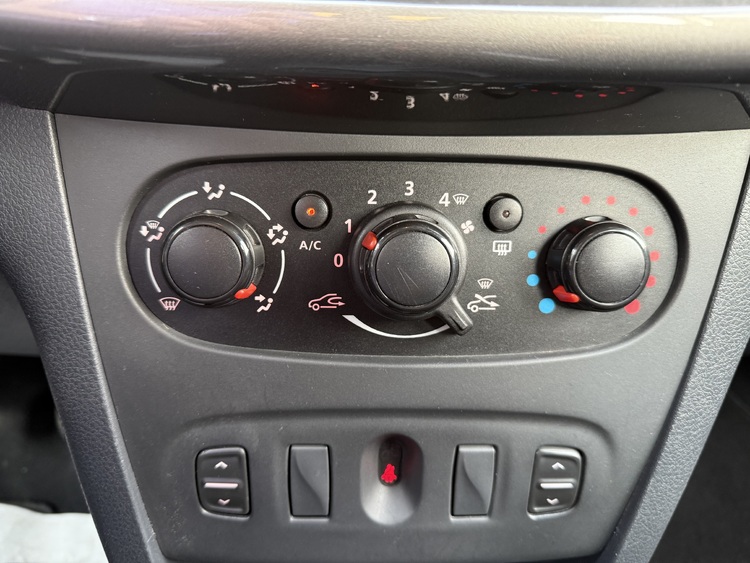 Dacia Sandero Stepway TCE 90cv -  EU6 foto 23