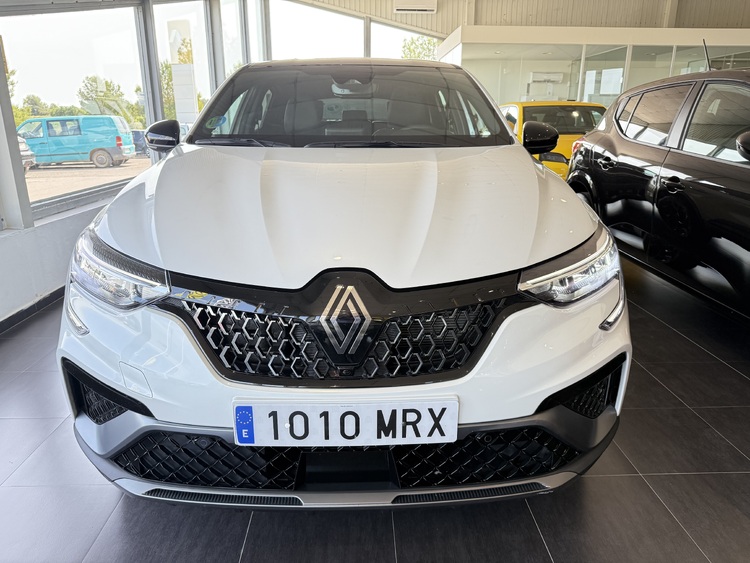 Renault Arkana Esprit Alpine ETECH full hybrid 145cv foto 4