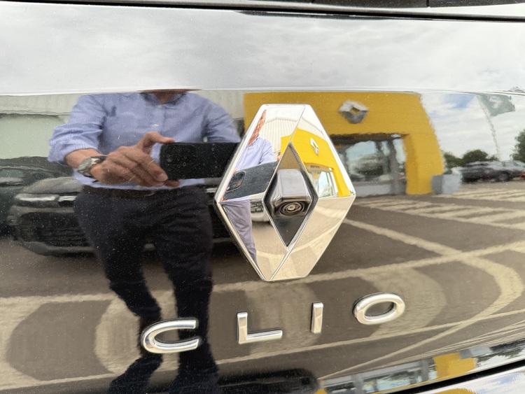 Renault Clio Intens ETech Hibrido 140cv. foto 11