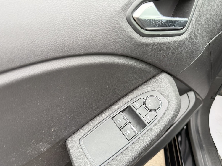 Renault Clio Intens ETech Hibrido 140cv. foto 17