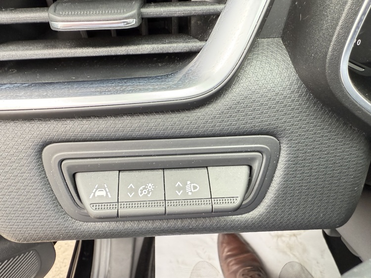 Renault Clio Intens ETech Hibrido 140cv. foto 19