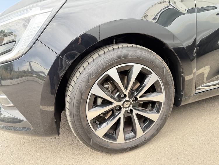 Renault Clio Intens ETech Hibrido 140cv. foto 36