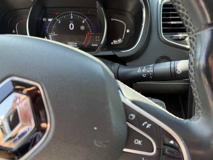 Renault Scenic Zen Blue dCi 150cv AUTOMATICO foto 22