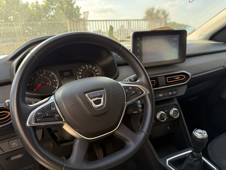 Dacia Sandero Comfort ECO GLP-GASOLINA- foto 17
