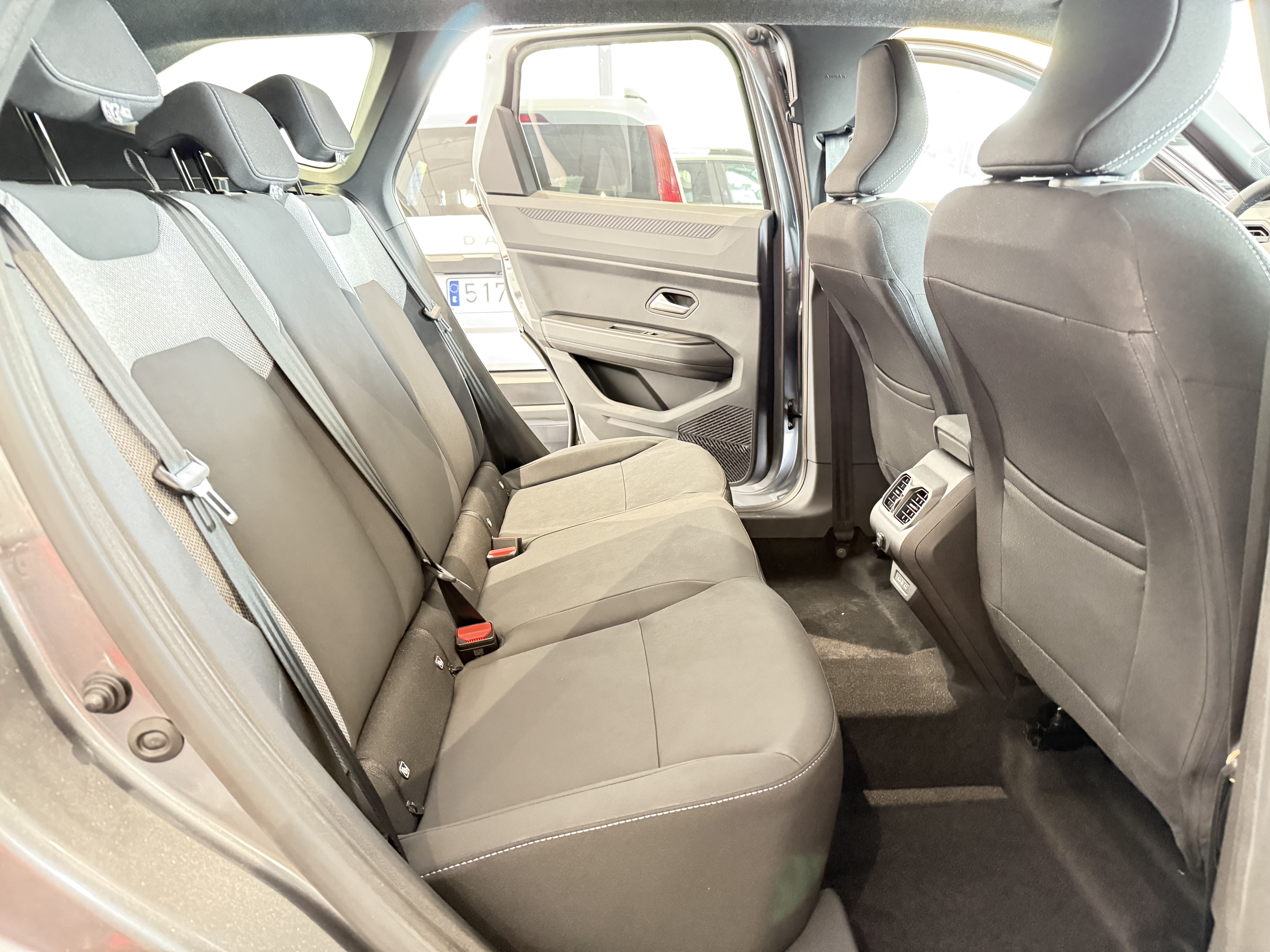 Dacia BIGSTER Journey HYBRID 4x2 foto 11