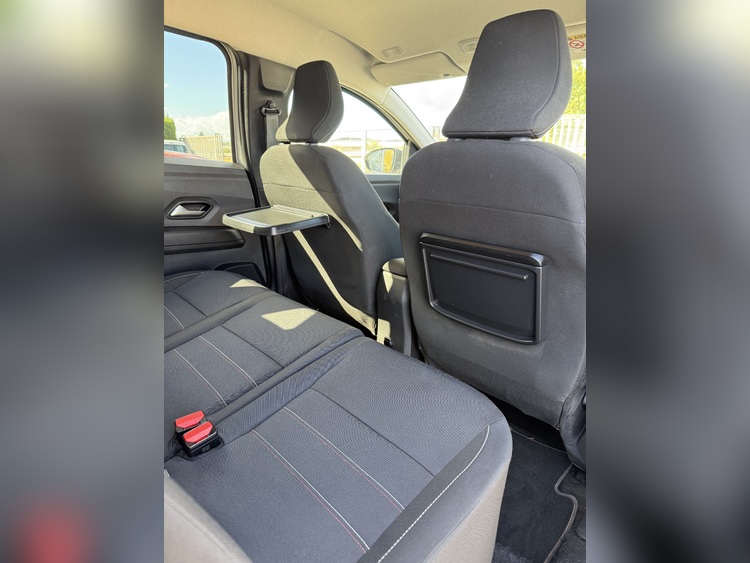 Dacia Jogger S.L Extreme TCe 7 plazas 110 cv. GASOLINA foto 18