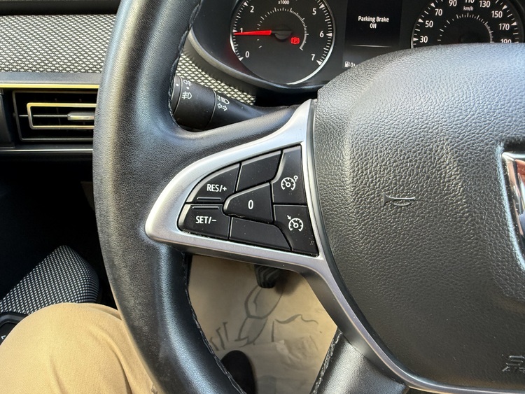 Dacia Jogger S.L Extreme TCe 7 plazas 110 cv. GASOLINA foto 21