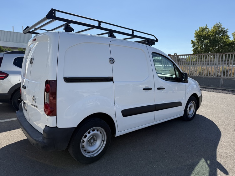 Citroen Berlingo BlueHDi 75CV foto 4