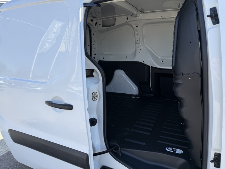 Citroen Berlingo BlueHDi 75CV foto 10