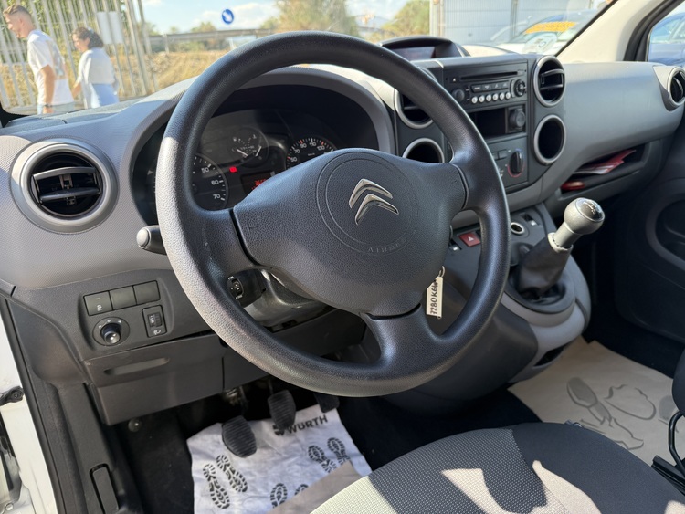 Citroen Berlingo BlueHDi 75CV foto 11