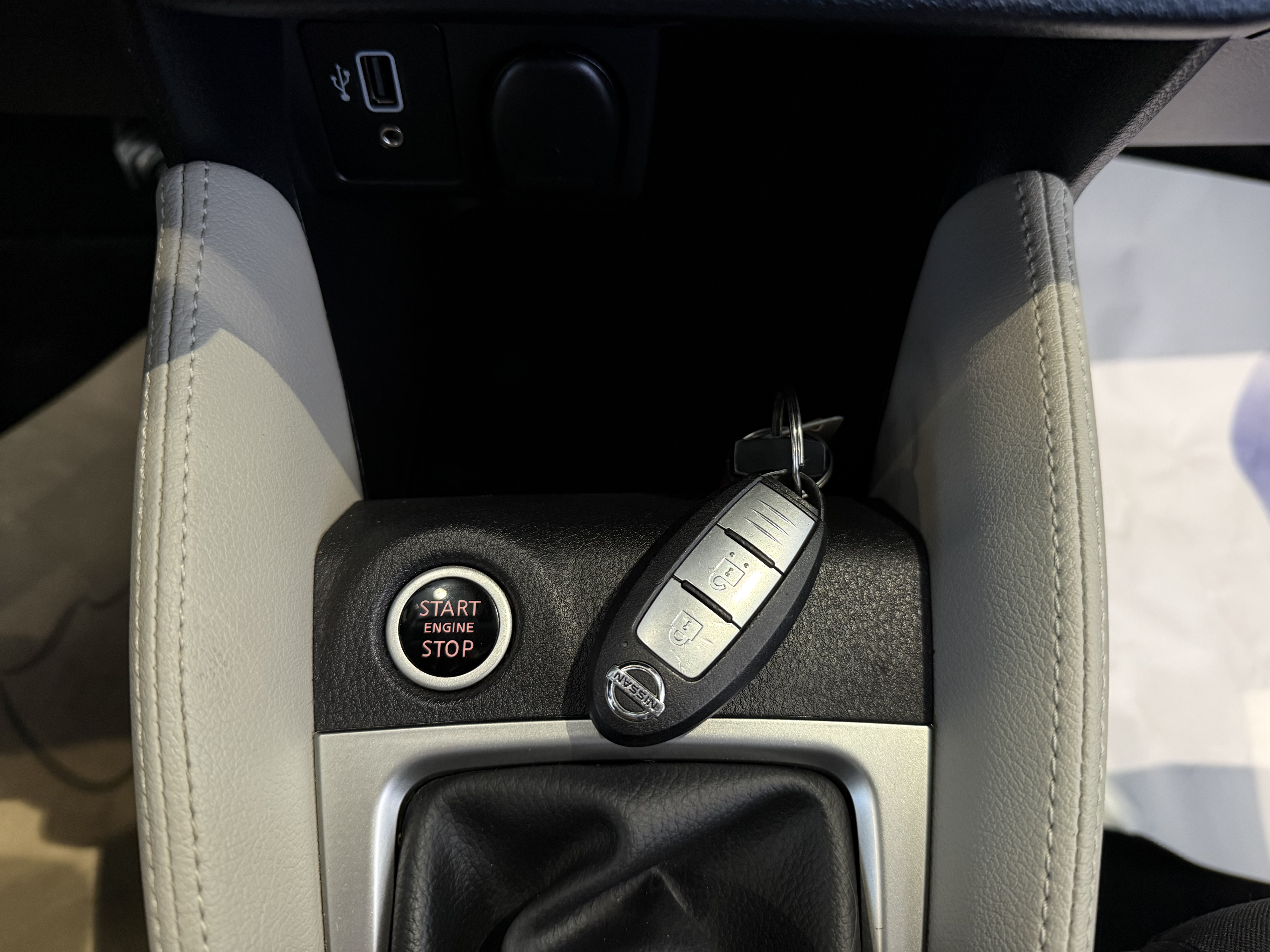 Nissan Micra IGT 92 CV E6DF Tekna miniatura 24