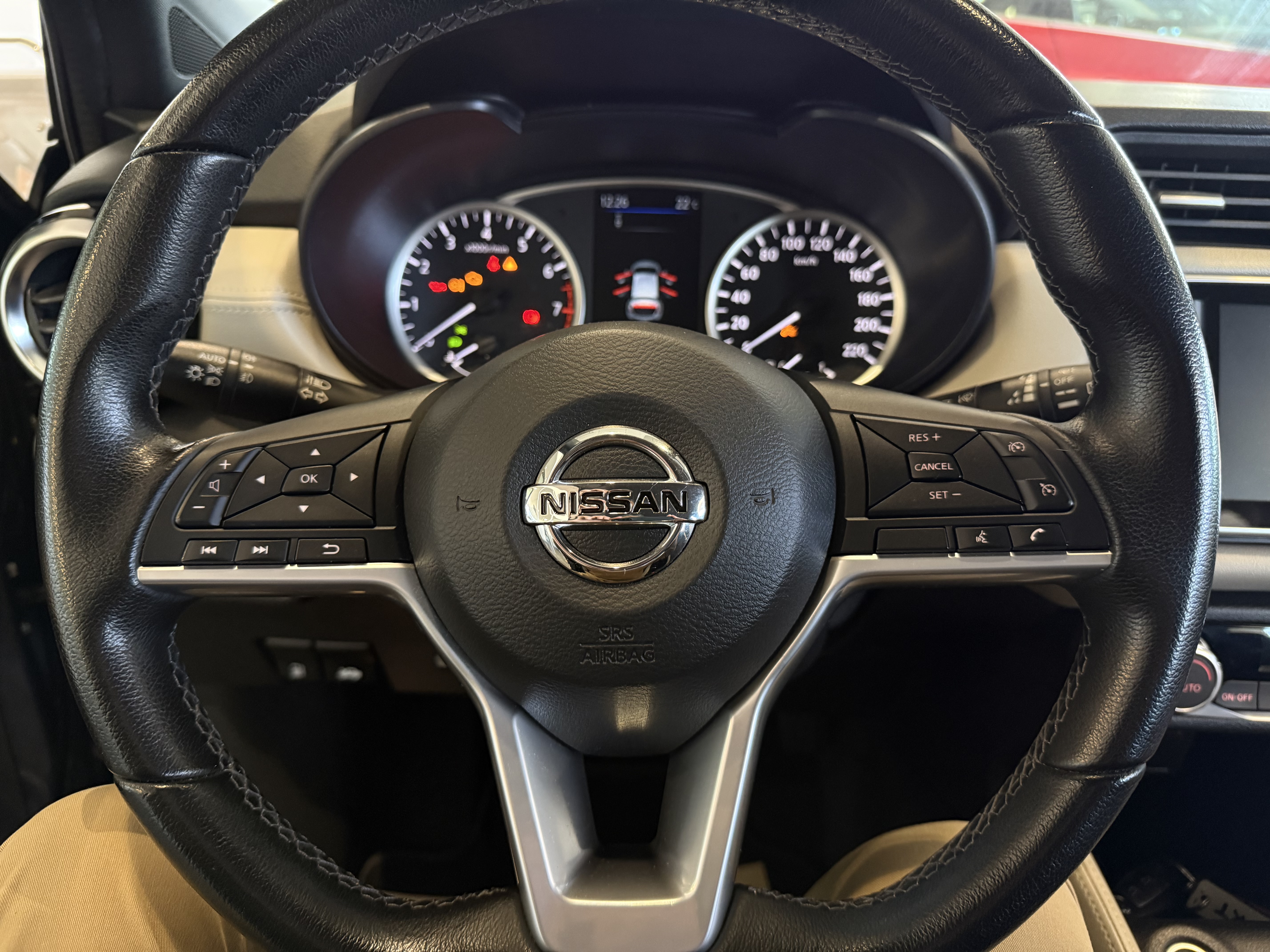 Nissan Micra IGT 92 CV E6DF Tekna foto 15