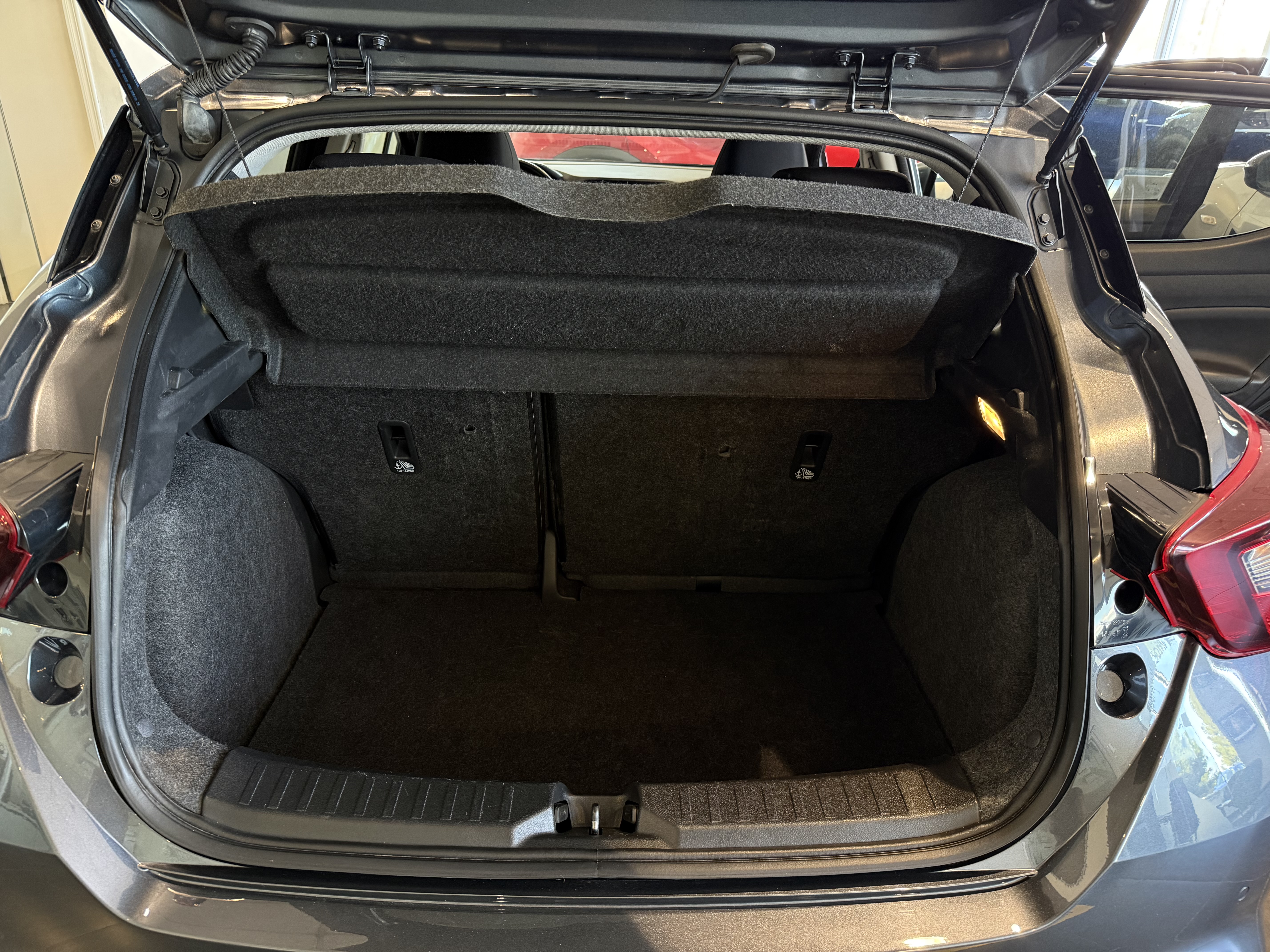 Nissan Micra IGT 92 CV E6DF Tekna foto 26