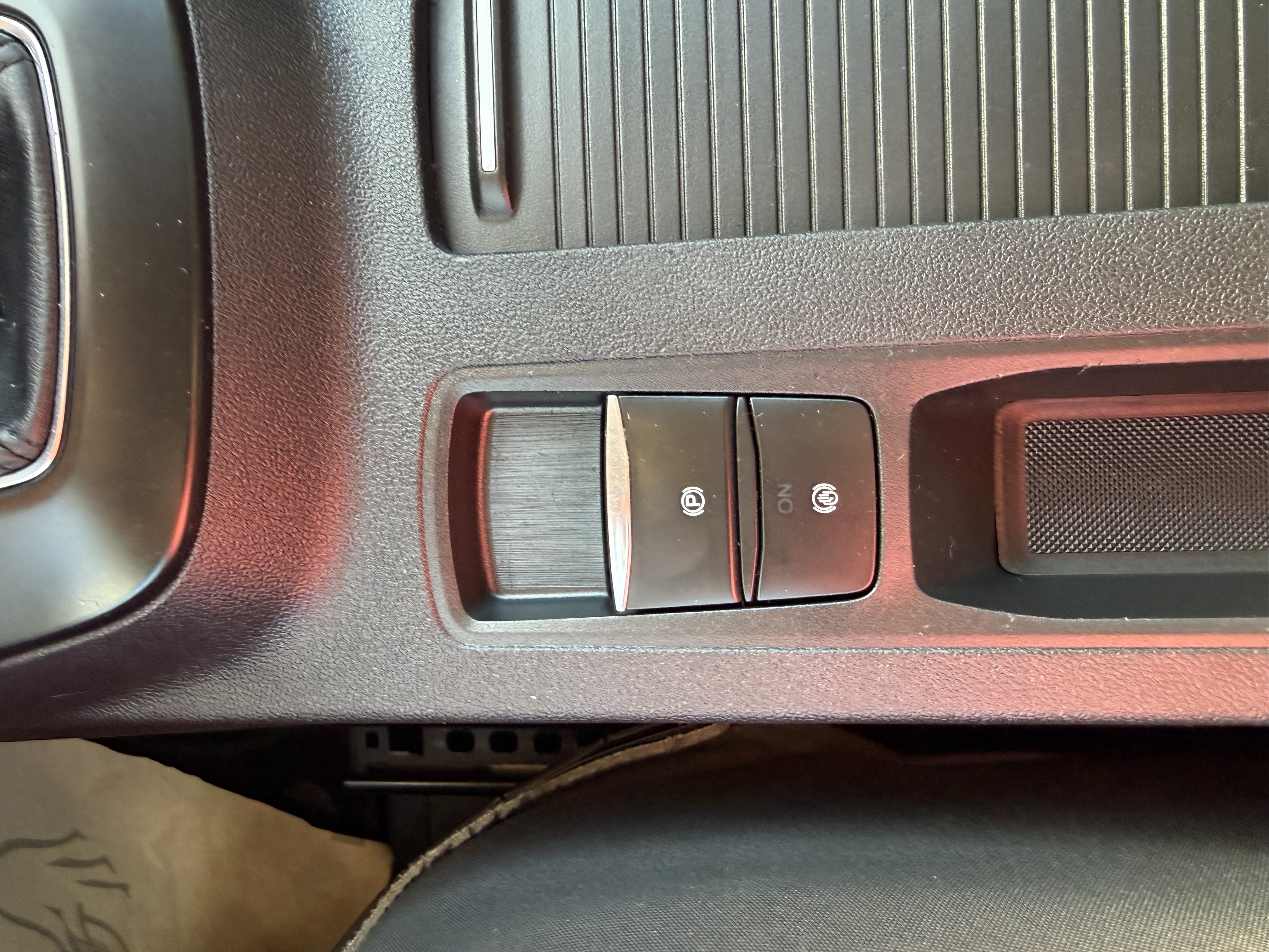 Ford Kuga Titanium 1.5 EcoBoost 150 cv. DIESEL miniatura 19