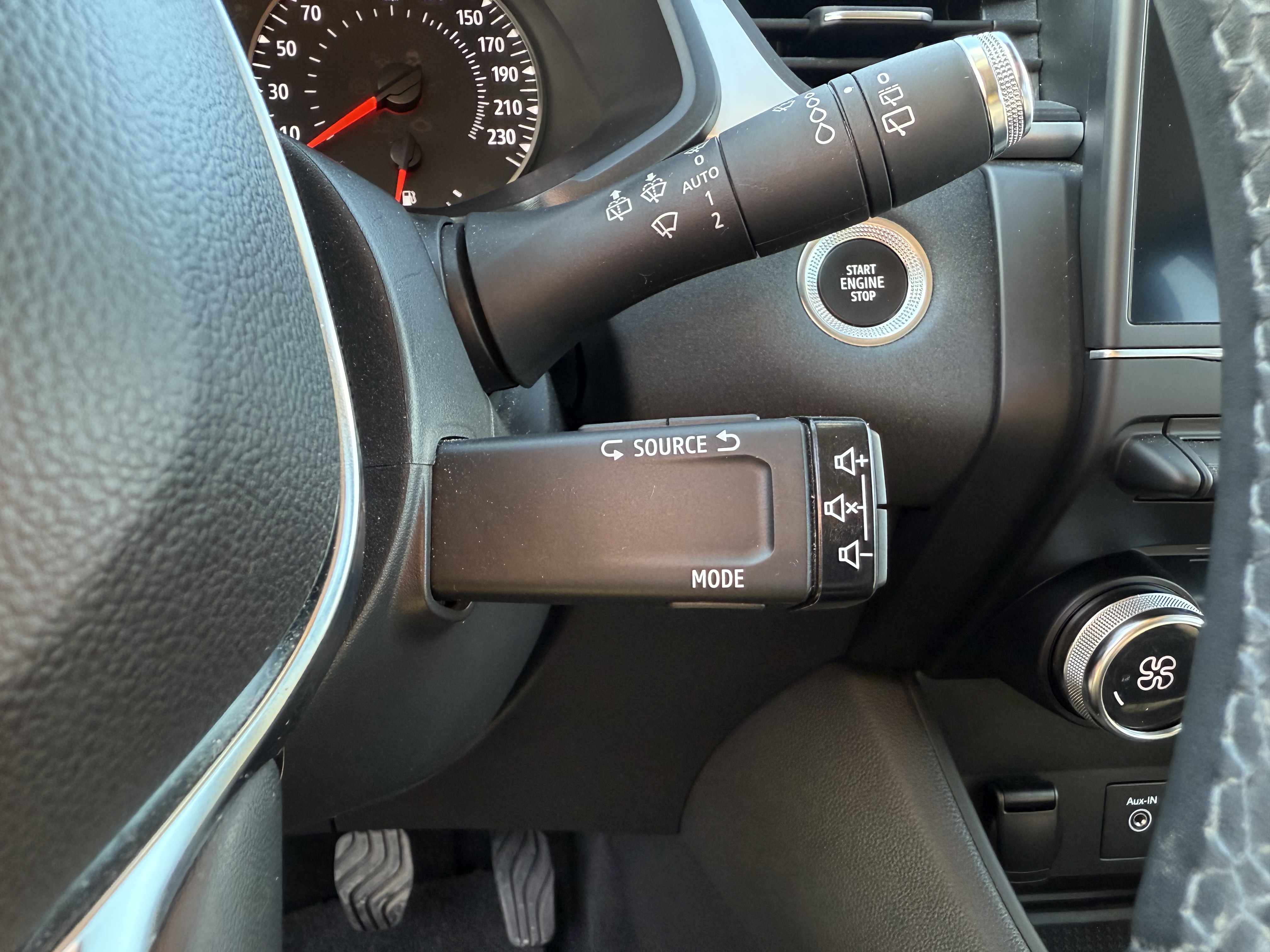 Renault Captur INTENS TCE 100cv. GASOLINA miniatura 27