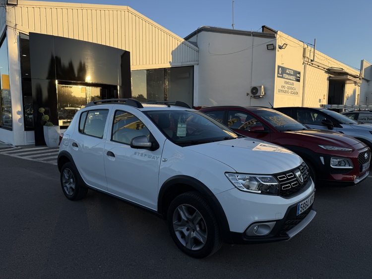 Dacia Sandero Stepway Stepway Essential TCE 18 foto 2