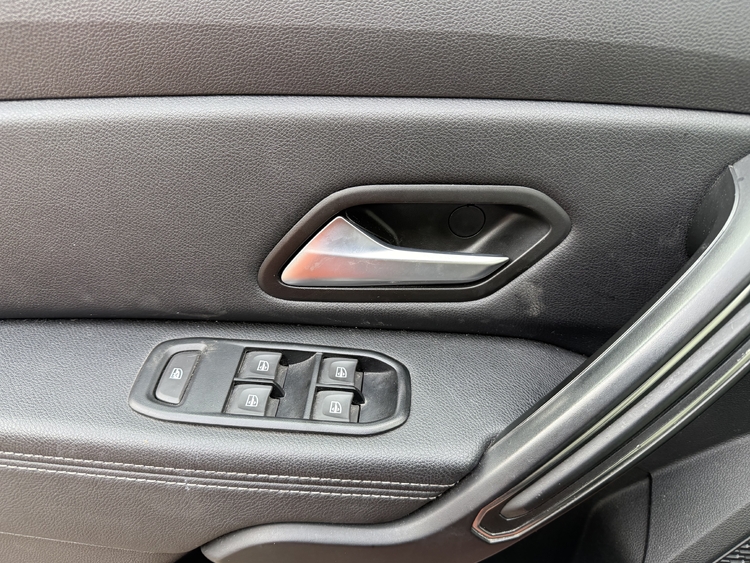 Dacia Duster Prestige TCE 74kW100CV ECOG 4X2 foto 7