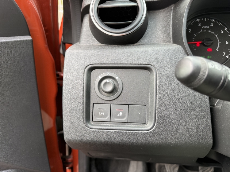 Dacia Duster Prestige TCE 74kW100CV ECOG 4X2 foto 8