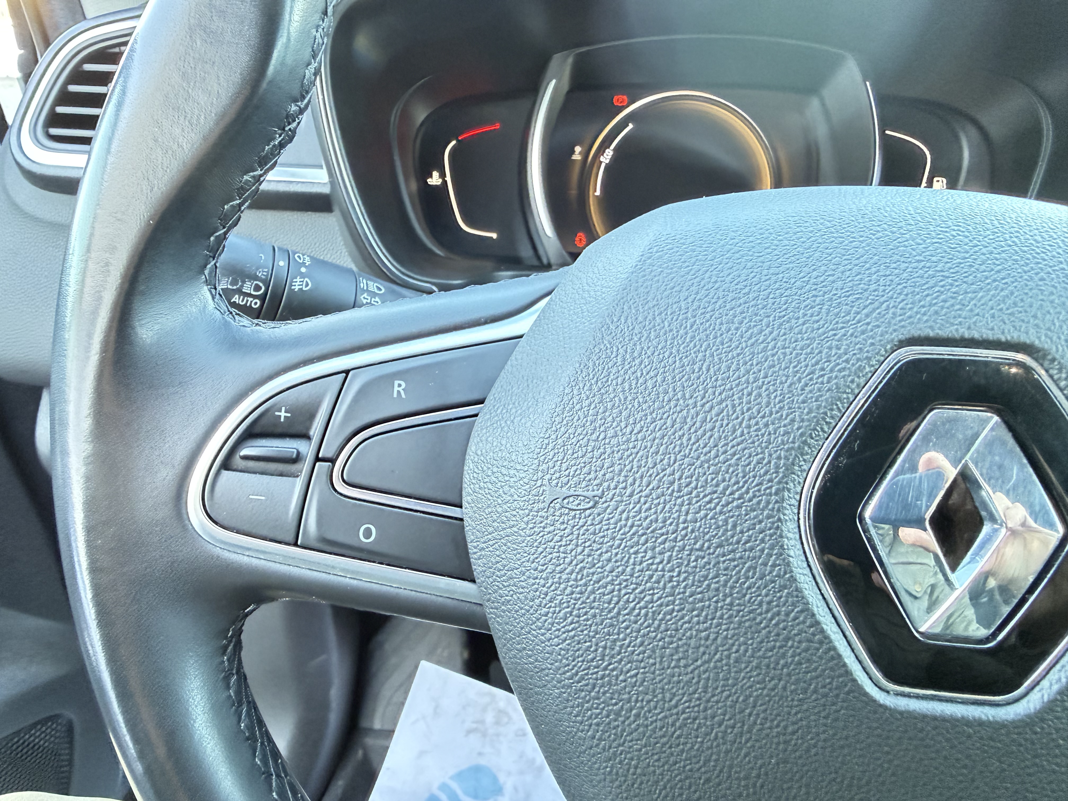 Renault Kadjar Zen GPF TCe 140cv. miniatura 13