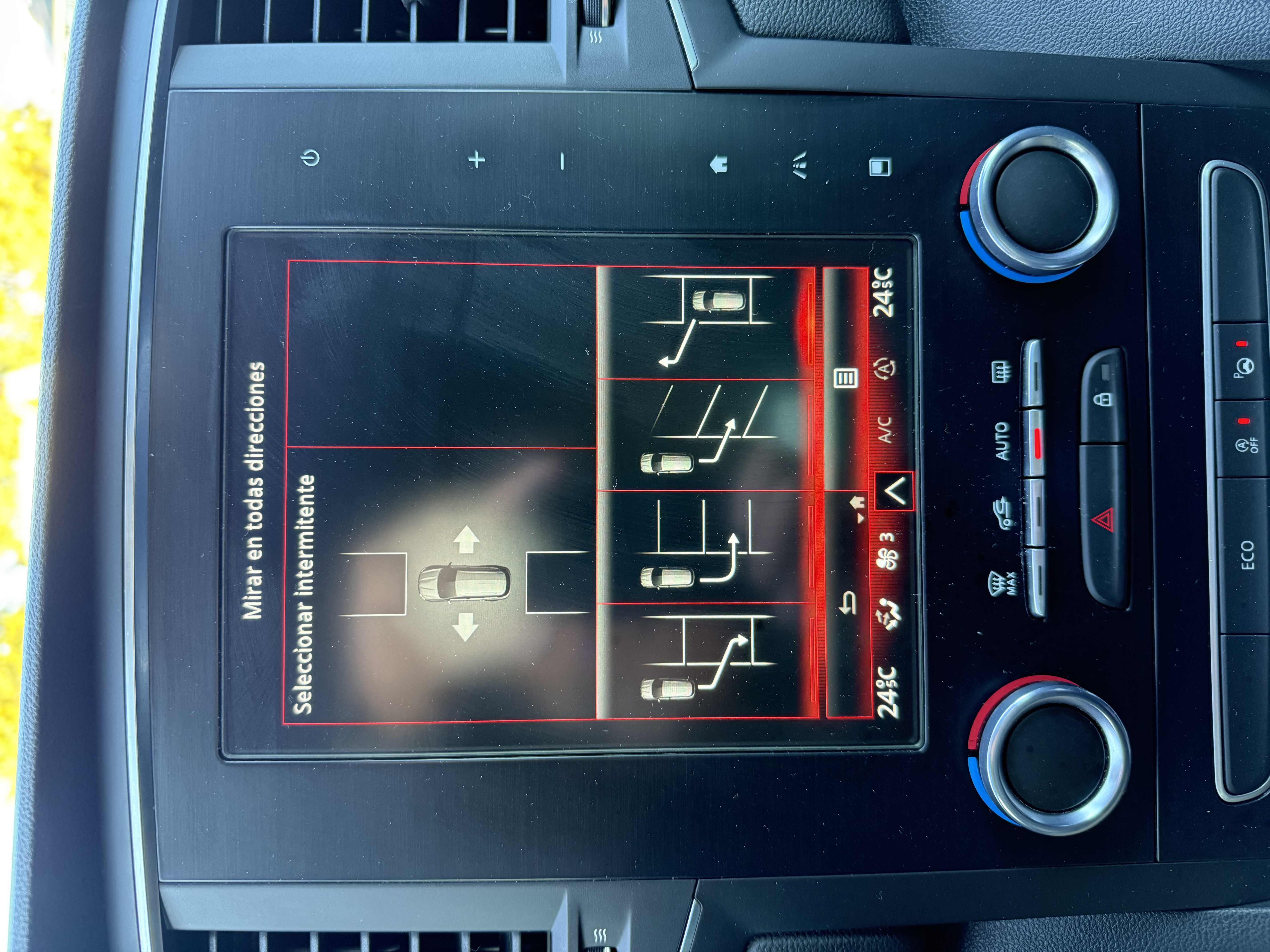 Renault Megane S.T. Zen TCe GPF 140cv miniatura 30