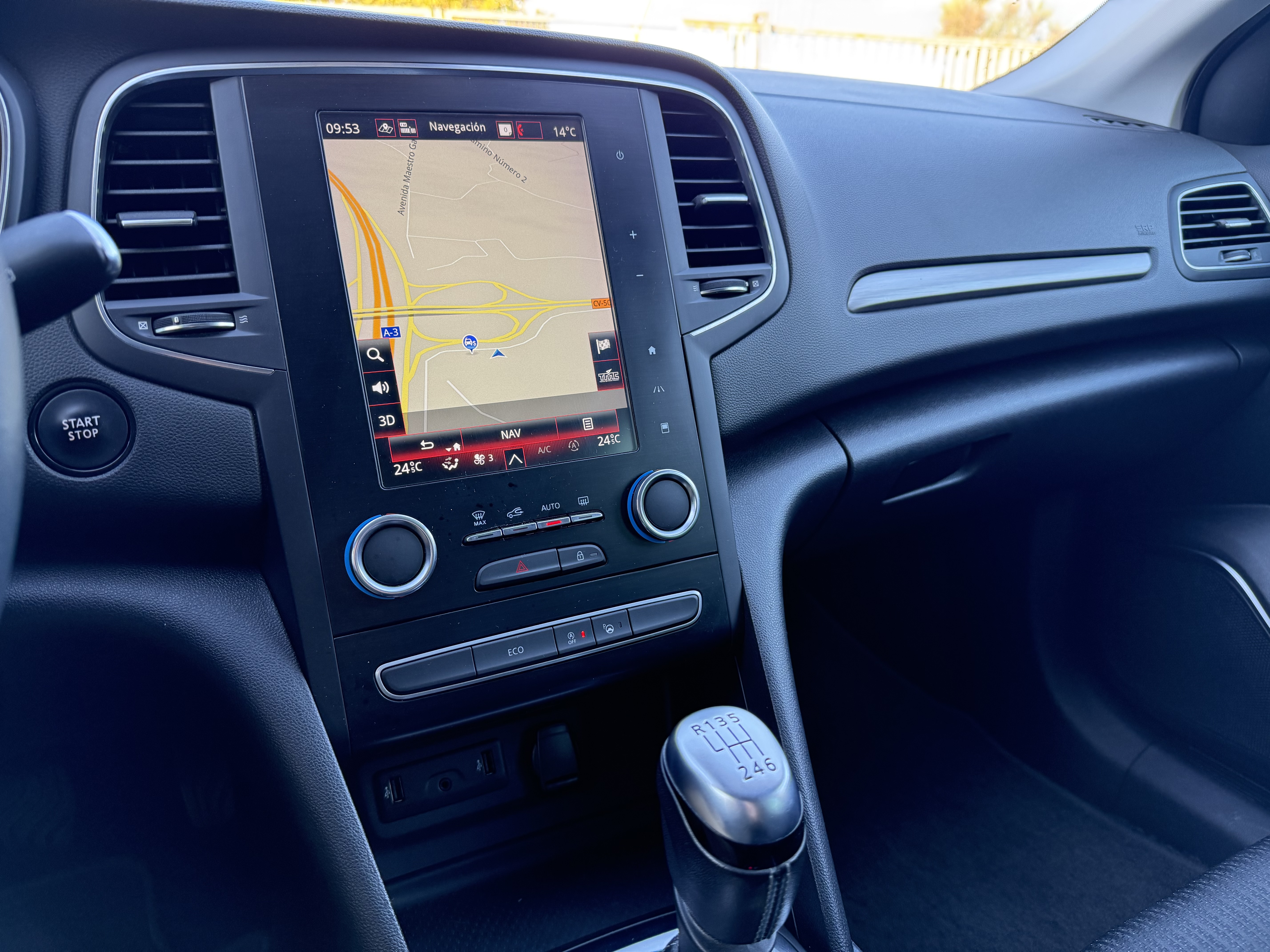 Renault Megane S.T. Zen TCe GPF 140cv miniatura 33