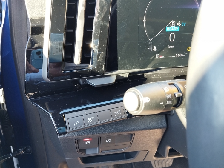 Renault Austral Techno ETech Full Hybrid 200cv. foto 11