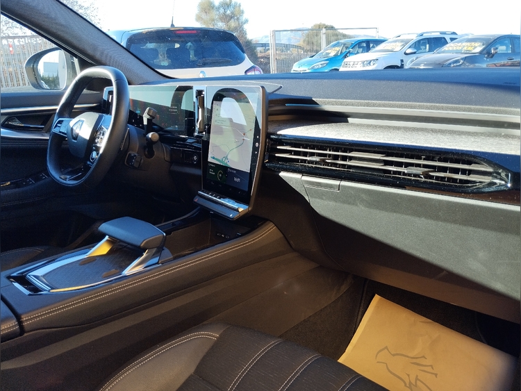 Renault Austral Techno ETech Full Hybrid 200cv. foto 13