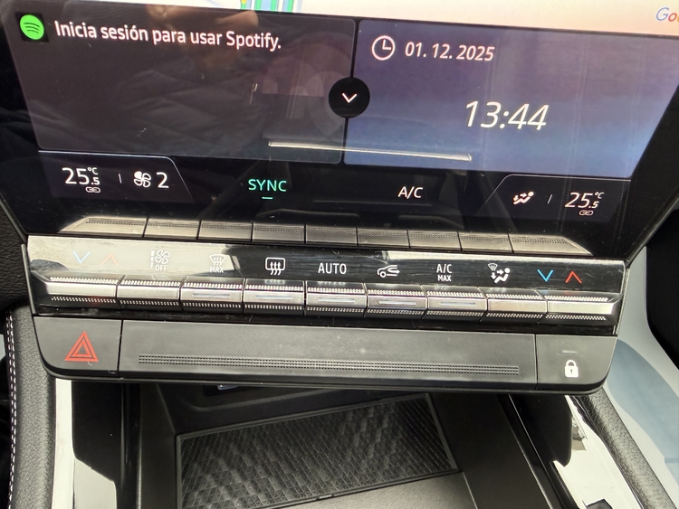 Renault Austral Techno ETech Full Hybrid 200cv. foto 31