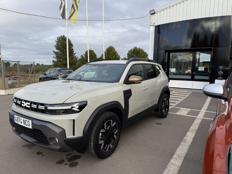 Dacia Duster Extreme TCE 48v 4X2 130cv. foto 4