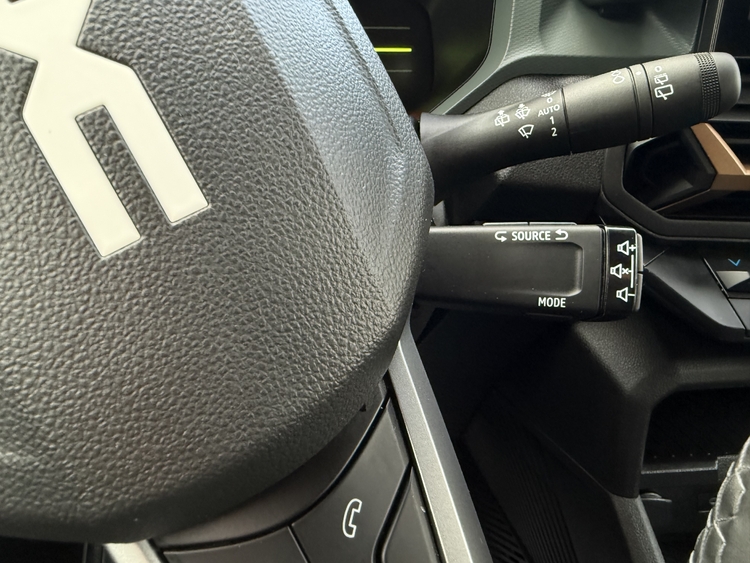 Dacia Duster Extreme TCE 48v 4X2 130cv. foto 28