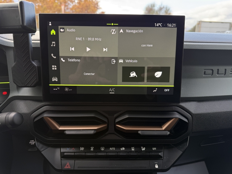 Dacia Duster Extreme TCE 48v 4X2 130cv. foto 31