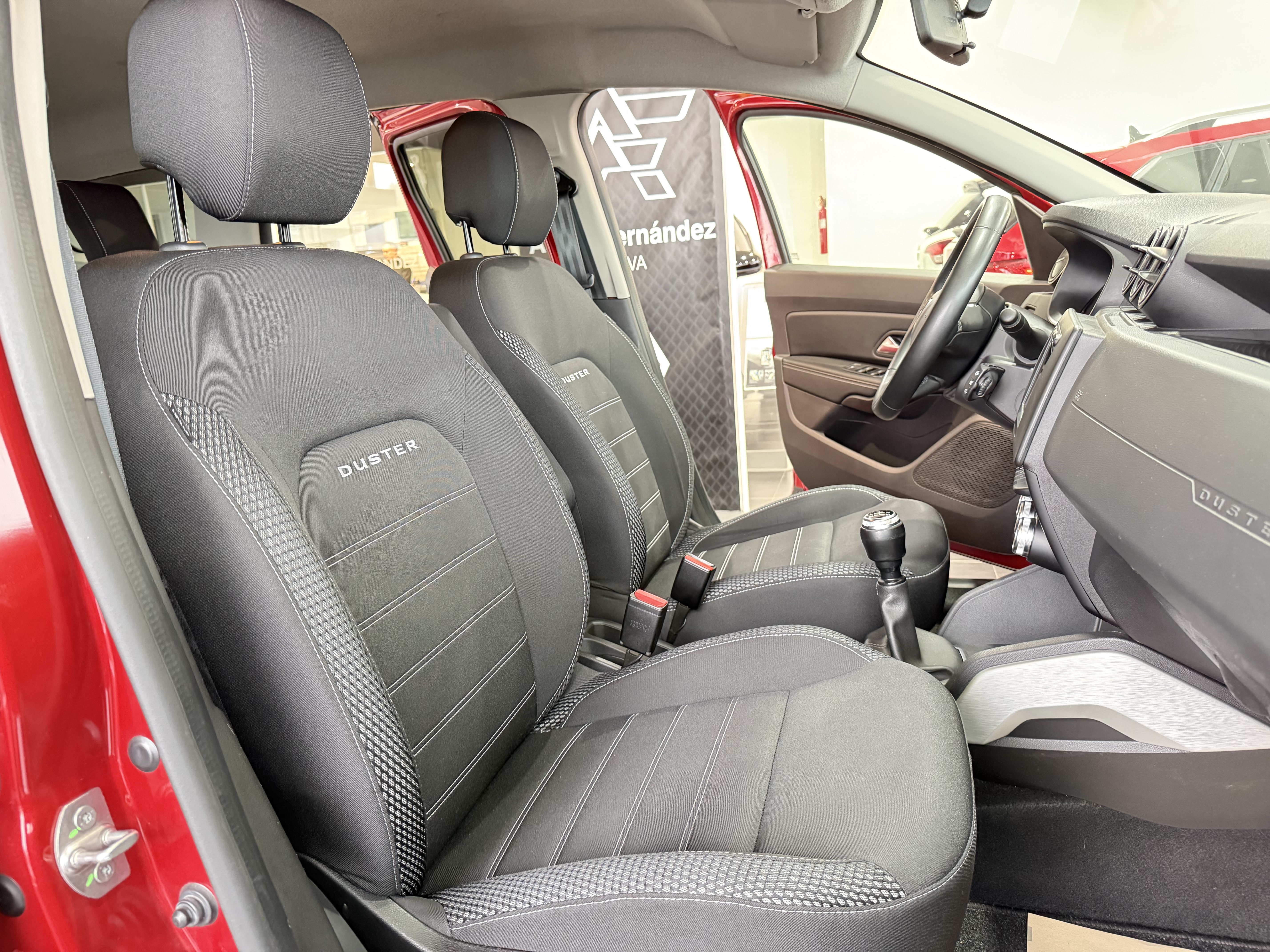 Dacia Duster Prestige TCE 74kW100CV GLP 4X2 foto 16