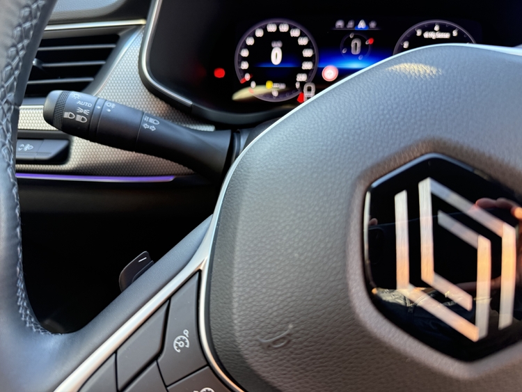 Renault Arkana RENAULT Arkana Techno TCe 103kW140CV EDC mild hybrid foto 16