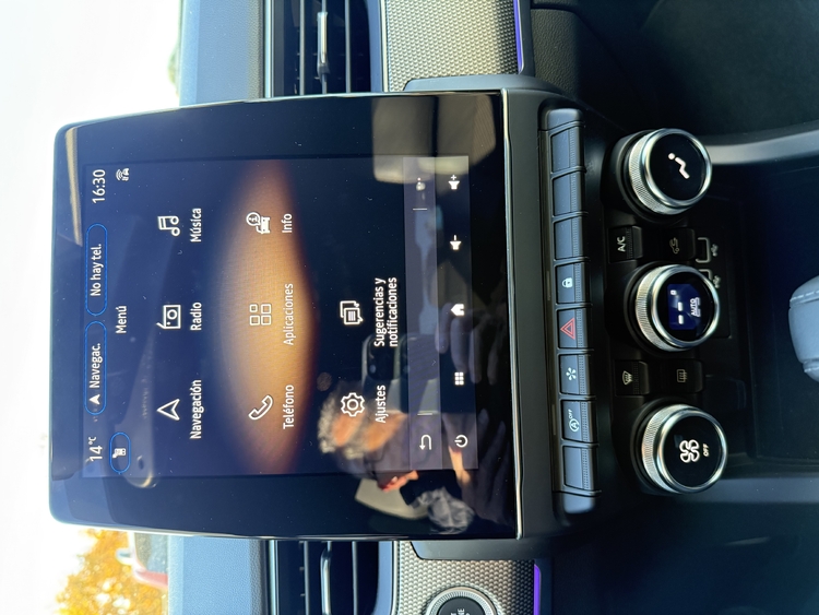 Renault Arkana RENAULT Arkana Techno TCe 103kW140CV EDC mild hybrid foto 24