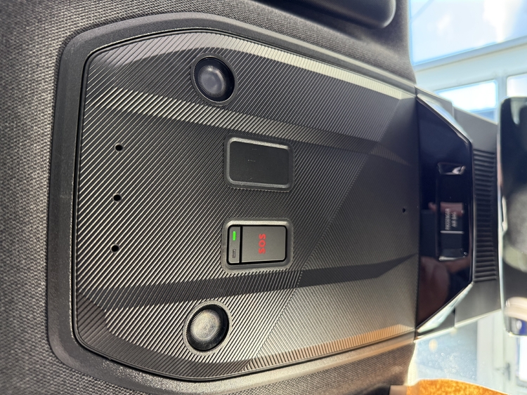 Renault Austral Techno ETech Full Hybrid 200cv. foto 42