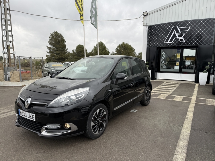 Renault Scenic BOSE dCi 110 Euro 6 foto 4