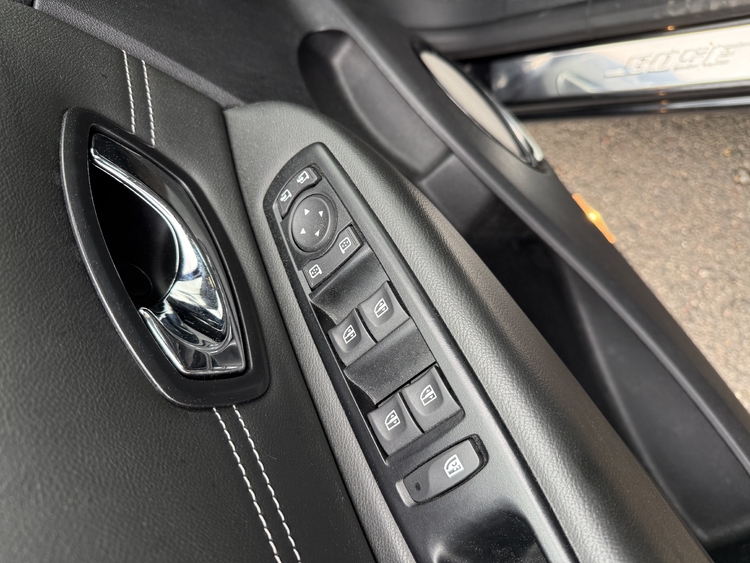 Renault Scenic BOSE dCi 110 Euro 6 foto 19