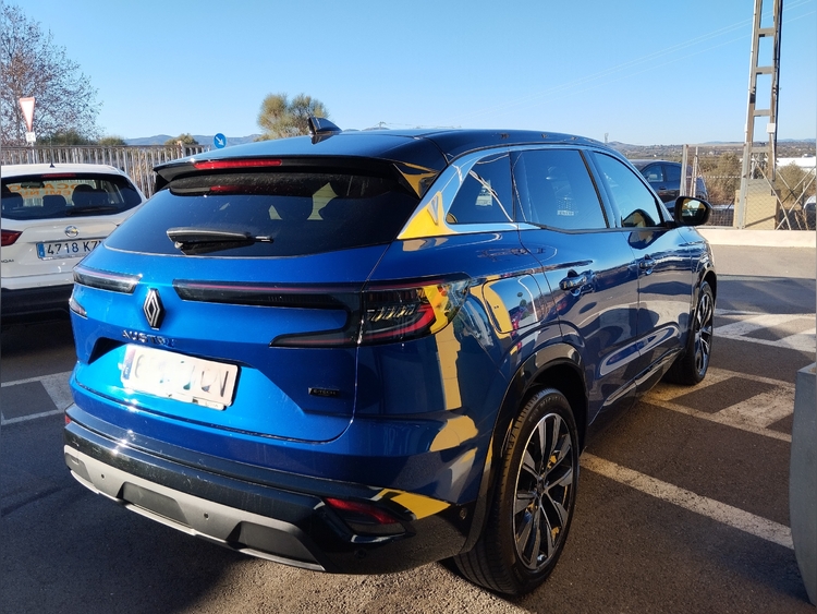 Renault Austral Techno ETech Full Hybrid 200cv foto 7