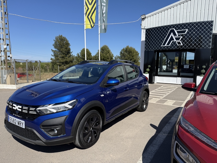 Dacia Sandero Stepway Expression ECOG - 100cv. foto 4