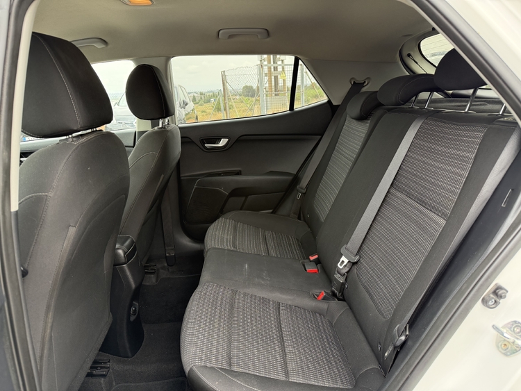 Kia Stonic 1.0 TGDi Drive 100cv. GASOLINA foto 11