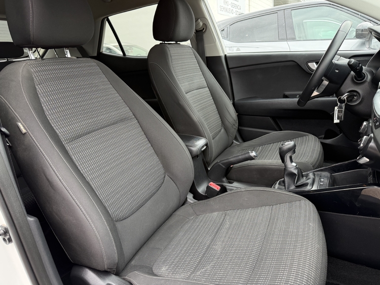 Kia Stonic 1.0 TGDi Drive 100cv. GASOLINA foto 17