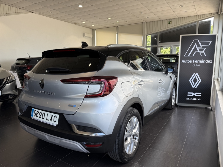Renault Captur Zen ETECH Hibrido 145 cv. foto 6