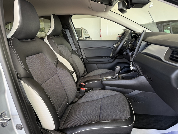 Renault Captur Zen ETECH Hibrido 145 cv. foto 20
