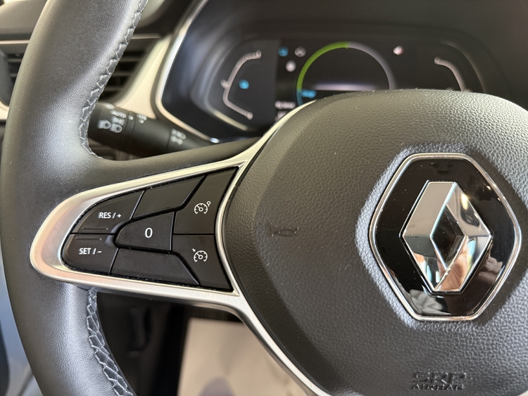 Renault Captur Zen ETECH Hibrido 145 cv. foto 24