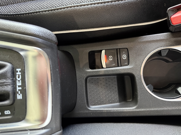 Renault Captur Zen ETECH Hibrido 145 cv. foto 36