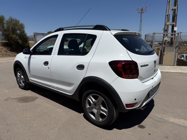 Dacia Sandero Stepway  Stepway Comfort TCE 90CV. GASOLINA foto 6