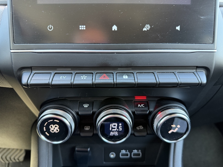 Renault Captur ETech full hybr.105kW145 cv. foto 26