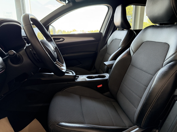 Renault Arkana Techno TCe 103kW140CV EDC mild hybrid foto 16