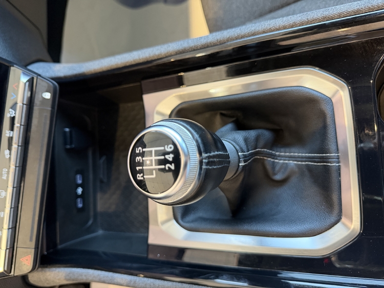 Renault Austral  Evolution Mild Hybrid 140cv. foto 35