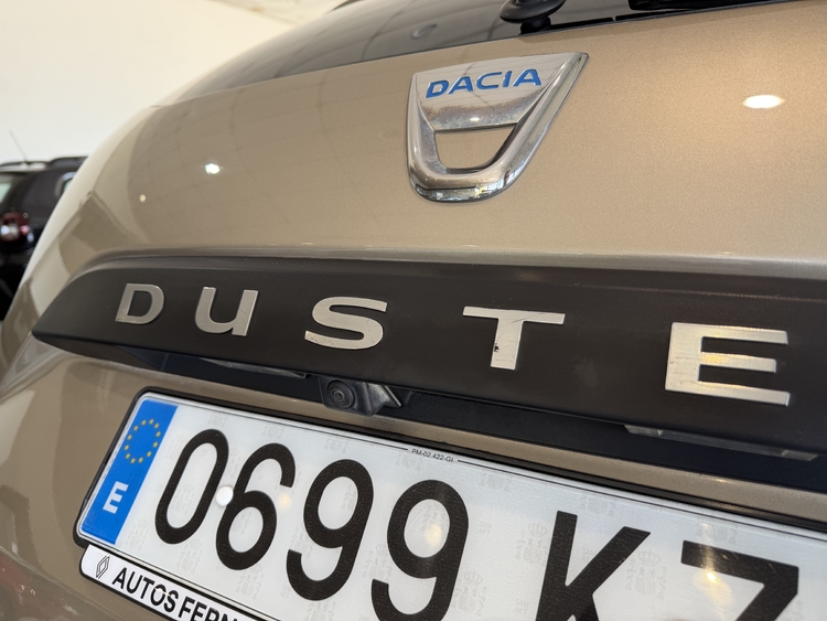 Dacia Duster Prestige TCE 4X2 GPF - 140 cv. GASOLINA foto 9